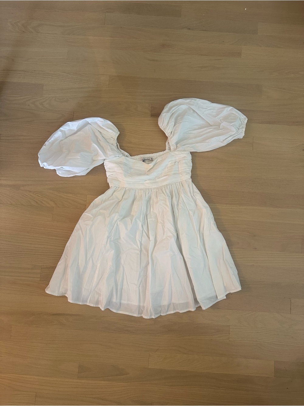 Abercrombie & Fitch White Puff-Sleeve Mini Dress size XS